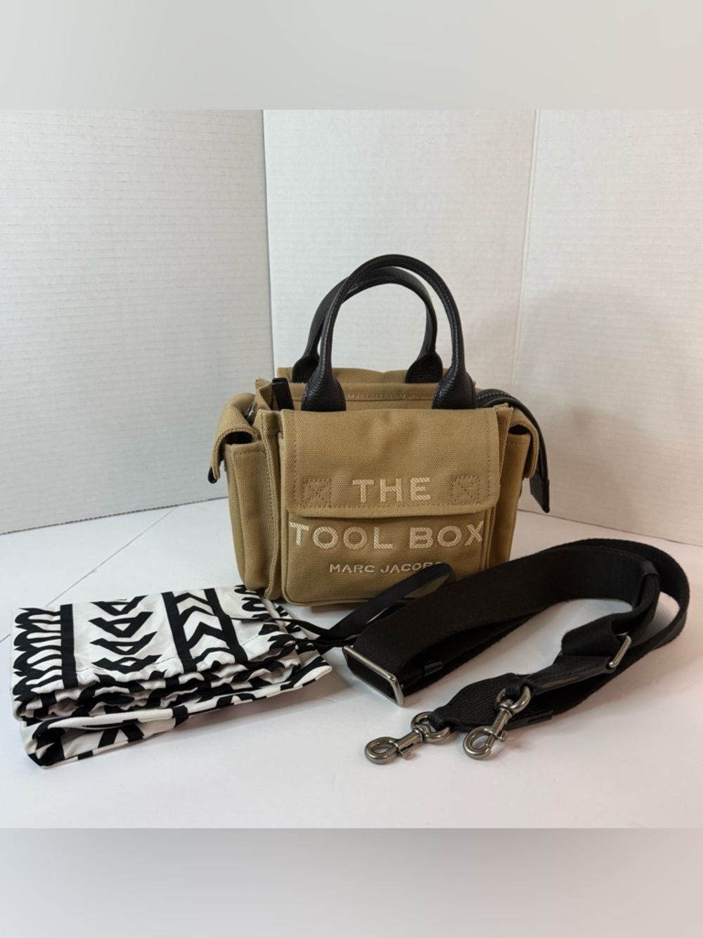 Marc Jacobs Khaki Embroidered The Tool Box Bag -Guitar Strap-Dust Bag